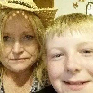 Meet your Posher, Cynthia